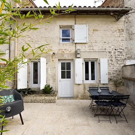 L'echappee Niortaise By Cozylife *